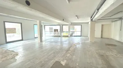 BUREAUX à LOUER de 131 m² - Offre immobilière - Arthur Loyd