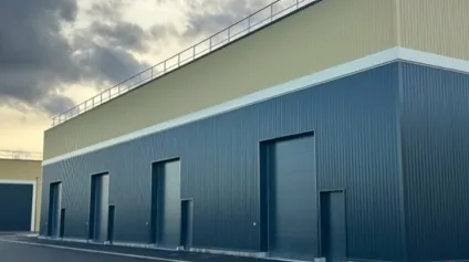 LOCAL D'ACTIVITE - ENTREPOT à VENDRE de 1398 m² - Offre immobilière - Arthur Loyd