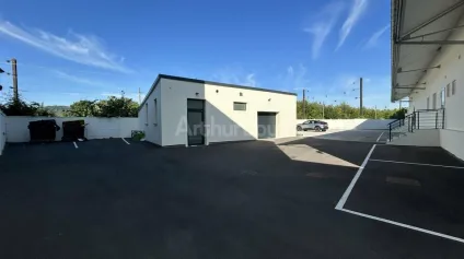 LOCAL D'ACTIVITE - ENTREPOT à LOUER de 69 m² - Offre immobilière - Arthur Loyd