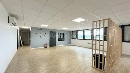 BUREAUX à LOUER de 145 m² - Offre immobilière - Arthur Loyd
