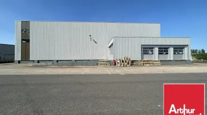 LOCAL D'ACTIVITE - ENTREPOT à LOUER de 1900 m² - Offre immobilière - Arthur Loyd
