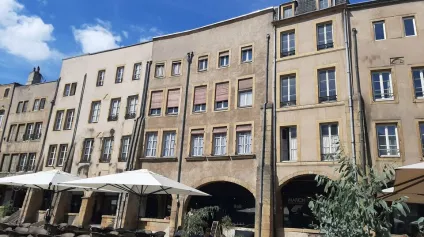 LOCAL COMMERCIAL à VENDRE de 60 m² - Offre immobilière - Arthur Loyd