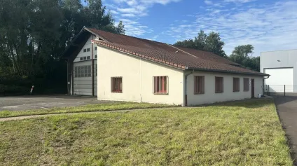 LOCAL D'ACTIVITE - ENTREPOT à LOUER de 773 m² - Offre immobilière - Arthur Loyd