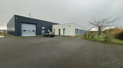 LOCAL D'ACTIVITE - ENTREPOT à LOUER de 1200 m² - Offre immobilière - Arthur Loyd