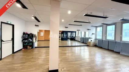 BUREAUX à VENDRE de 122 m² - Offre immobilière - Arthur Loyd