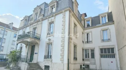 BUREAUX à LOUER de 144 m² - Offre immobilière - Arthur Loyd
