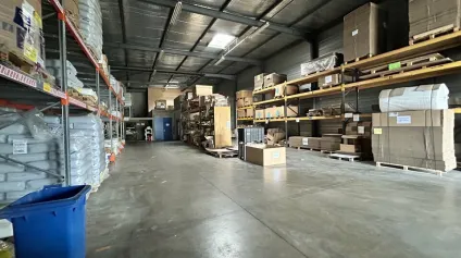 Chalon sur Saône Zone Sud - Local d'activité 2 200 m² à vendre - Offre immobilière - Arthur Loyd