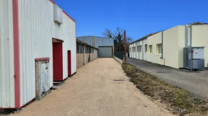 ENTREPOT - A VENDRE - LONGVIC - Offre immobilière - Arthur Loyd
