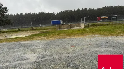 OPPORTUNITE RARE LOCAL D'ACTIVITE 620 M2 AVEC VISIBILITE DIRECTE A63 - Offre immobilière - Arthur Loyd