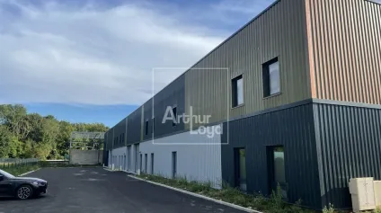 Cellule professionnelle neuve proche A5 à louer - Offre immobilière - Arthur Loyd