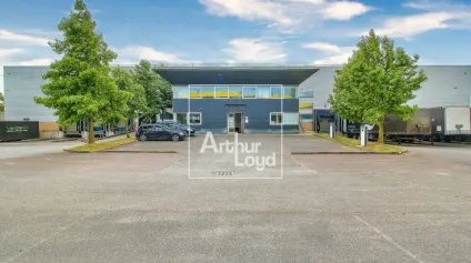 Bâtiment en pleine propriété à louer <br /> - Offre immobilière - Arthur Loyd
