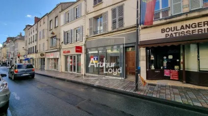 Beau local de Centre ville - Offre immobilière - Arthur Loyd