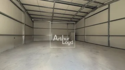 LOCAUX NEUFS - LOCATION - SAINT GERMAIN LAVAL - Offre immobilière - Arthur Loyd