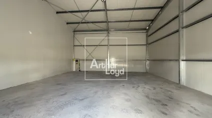 LOCAUX NEUFS - LOCATION - SAINT GERMAIN LAVAL - Offre immobilière - Arthur Loyd