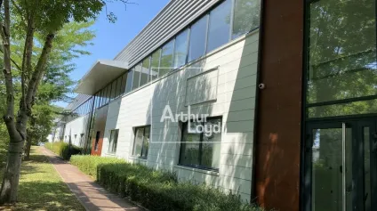  LISSES - ENTREPOT A LOUER - Offre immobilière - Arthur Loyd