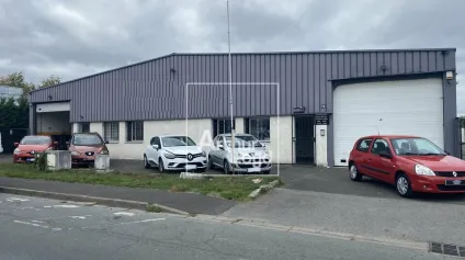 BATIMENT INDEPENDANT A VENDRE - Offre immobilière - Arthur Loyd