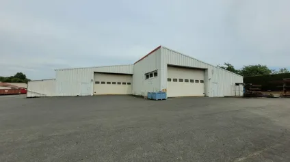 A VENDRE UN LOCAL D'ACTIVITE DE 2 425 m² - ZONE INDUSTRIELLE - ANTIGNY - Offre immobilière - Arthur Loyd
