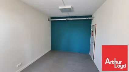BUREAUX CLE EN MAIN EN COWORKING A PARTIR DE 13M² - Offre immobilière - Arthur Loyd