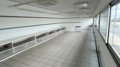 LA ROCHE-SUR-YON - 130m² - BUREAUX À LOUER - Offre immobilière - Arthur Loyd