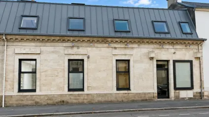 LA ROCHE-SUR-YON  BUREAUX À LA VENTE - CENTRE VILLE - Offre immobilière - Arthur Loyd