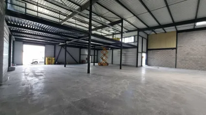À louer local d'activité neuf de 554 m² avec bureaux - Grand Poitiers - Offre immobilière - Arthur Loyd