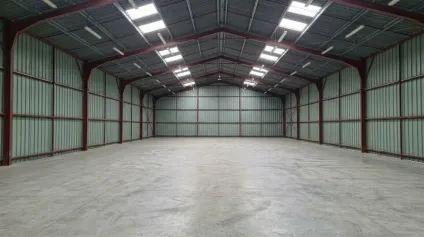 Local d'activité 784 m² avec terrain de 5 000 m² à vendre - Aslonnes proche Poitiers - Offre immobilière - Arthur Loyd