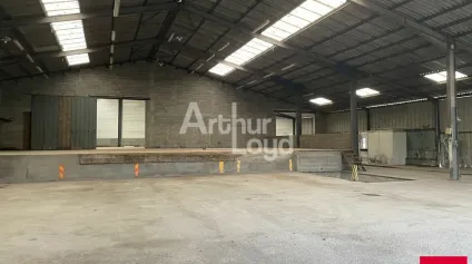SAINTE GEMMES SUR LOIRE LOCAL D'ACTIVITÉ 1000 m² AVEC FONCIER A LOUER - Offre immobilière - Arthur Loyd