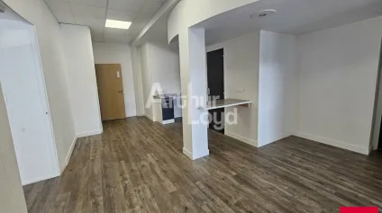 ANGERS EST bureaux de 192 m² à louer au RDC - Offre immobilière - Arthur Loyd