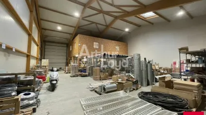 LE PLESSIS GRAMMOIRE LOCAL D'ACTIVITÉ 425 m² A LOUER - Offre immobilière - Arthur Loyd