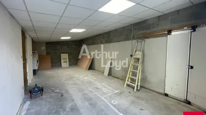 SAINTE GEMMES SUR LOIRE LOCAL DE STOCKAGE 50 m² A LOUER - Offre immobilière - Arthur Loyd
