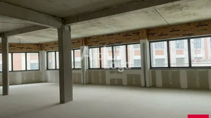 BLOIS - A LOUER - BUREAUX DE 352,80 M² - PROCHE GARE - Offre immobilière - Arthur Loyd