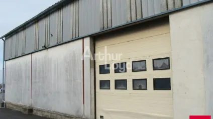 CHATEAUROUX / ST MAUR CAP SUD - Local d'Activité de 280m² A LOUER - Offre immobilière - Arthur Loyd