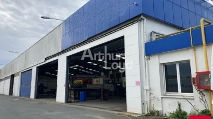 CHATEAUROUX ST MAUR CAP SUD - A LOUER - SITE D'ACTIVITE de 690m² - Offre immobilière - Arthur Loyd
