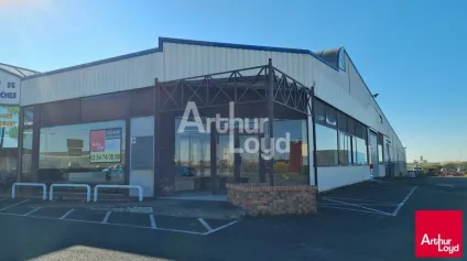 CHATEAUROUX / ST MAUR CAP SUD - A LOUER - LOCAL COMMERCIAL de 680m² - Offre immobilière - Arthur Loyd