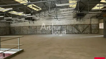 BLOIS - LOCATION LOCAL D'ACTIVITÉ DE 851 M² - ZONE INDUSTRIELLE NORD - Offre immobilière - Arthur Loyd