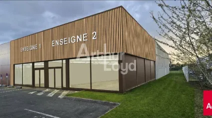 VINEUIL - LOCATION LOCAL COMMERCIAL DE 290 M² - ZONE COMMERCIALE - Offre immobilière - Arthur Loyd