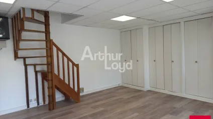 BLOIS CENTRE - LOCATION BUREAUX/COMMERCE DE 77 M² - PROCHE GARE - Offre immobilière - Arthur Loyd