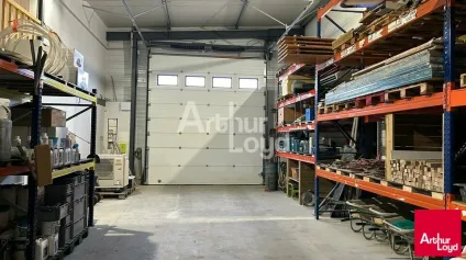 NOYERS SUR CHER - VENTE LOCAL D'ACTIVITÉ DE 210 M² - ZONE D'ACTIVITÉ - Offre immobilière - Arthur Loyd