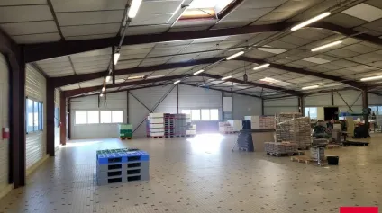 A vendre bâtiment d'activité 2000m² Axe LE MANS -VENDOME - Offre immobilière - Arthur Loyd