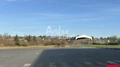 CREVIN - TERRAIN A LA LOCATION - 8 910 M² - Offre immobilière - Arthur Loyd