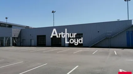 CESSON SEVIGNÉ - A LOUER - LOCAL D'ACTIVITÉ - 1700 M² - Offre immobilière - Arthur Loyd