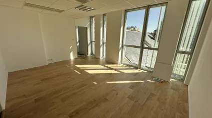 Plateau de bureaux d'environ 70 m2 - REIMS BOULEVARD DE LA PAIX - Offre immobilière - Arthur Loyd