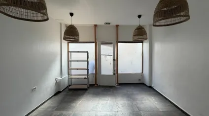 A LOUER - LOCAL COMMERCIAL D'ENVIRON 30M2 - PROCHE CENTRE-VILLE DE REIMS <br /> - Offre immobilière - Arthur Loyd