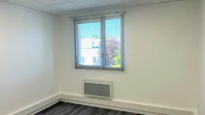 SAINT AVERTIN BUREAUX A LOUER 10 18 23 M² - Offre immobilière - Arthur Loyd