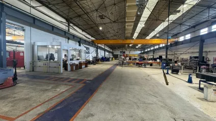 JOUE-LES-TOURS - A LOUER BATIMENT D'ACTIVITES DE 3 989 M² AVEC TERRAIN DE 9 130 M² - Offre immobilière - Arthur Loyd
