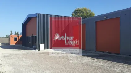 Local d'activités neuf  1 000 m²  Vente ou location - Offre immobilière - Arthur Loyd