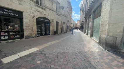 Local commercial à céder à Nîmes centre emplacement premium 75 m2 - Offre immobilière - Arthur Loyd