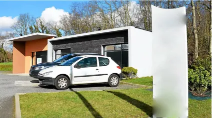 BATIMENT INDEPENDANT 260 M² A VENDRE SAINT AGATHON - Offre immobilière - Arthur Loyd