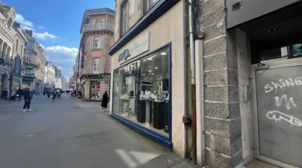 LOCAL COMMERCIAL 81 M² HYPER CENTRE VILLE SAINT BRIEUC - Offre immobilière - Arthur Loyd
