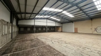 BATIMENT D'ACTIVITE ET STOCKAGE LANDIVISIAU - Offre immobilière - Arthur Loyd